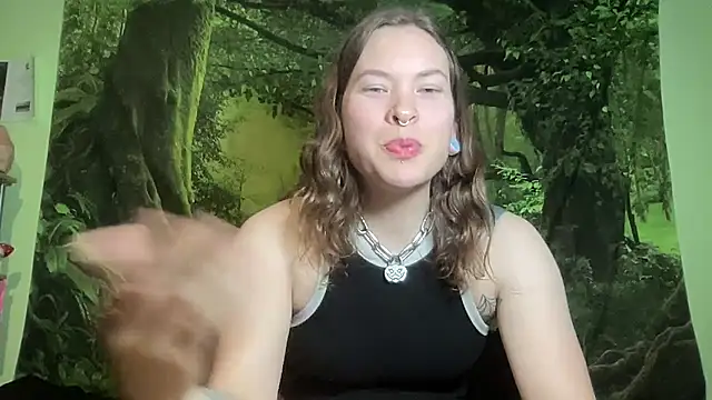Wood_Elf live cam on StripChat