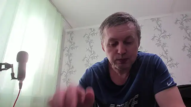 SanFrantsisko live cam on StripChat