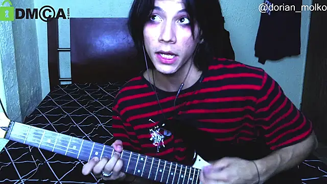 dorian_molko live cam on StripChat
