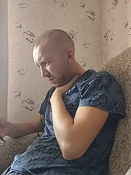 _uncle_Mitya-43_ live cam on StripChat