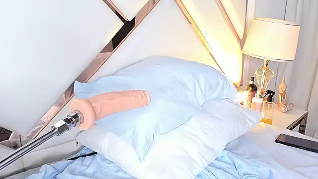 Isabella_falcon