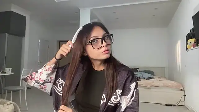 LuellaSerpas webcam