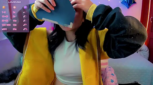 akai_krazna