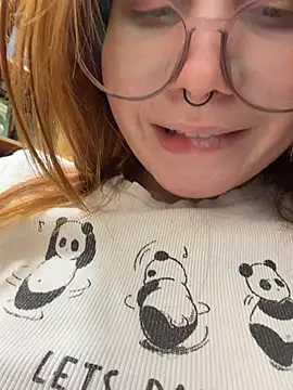SlavicCandy live sex cam