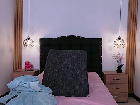 FULL_TEMTATION live cam on StripChat