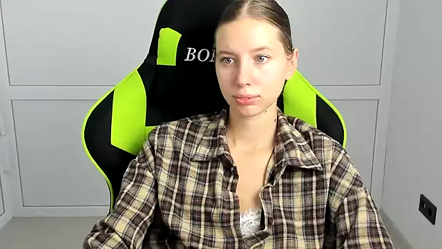 LeylaBubblegum live cam on StripChat
