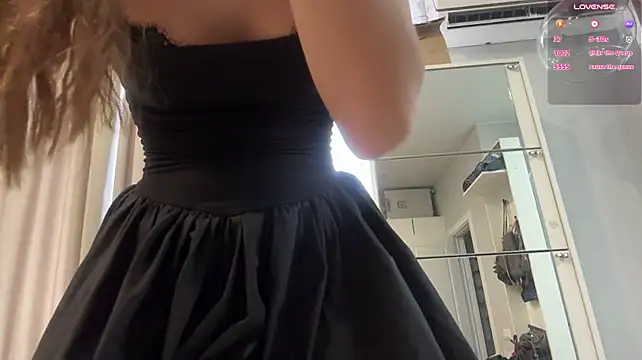 selena_favn