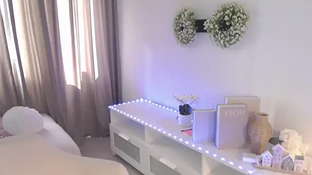 VeliaSai live sex cam