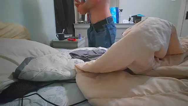 Johnnytailplug on Stripchat