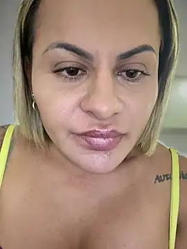 carolinesoliver webcam