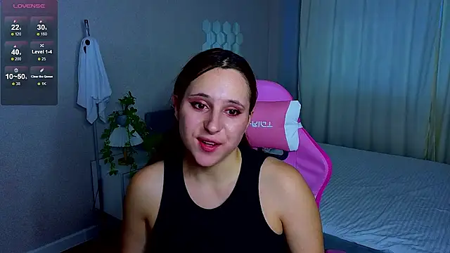 JuliaShyy live cam on StripChat