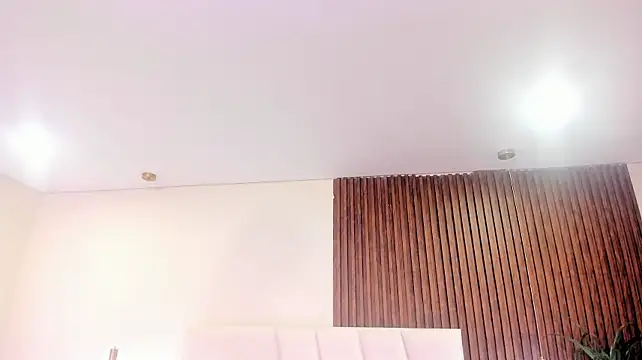cloehilton live cam on StripChat