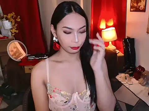kylieEmparado live cam on StripChat