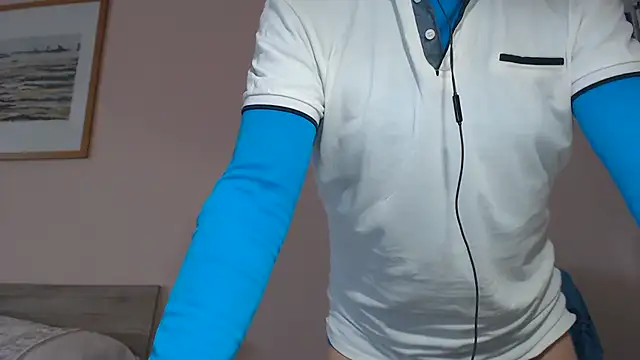 YOU6me live cam on StripChat