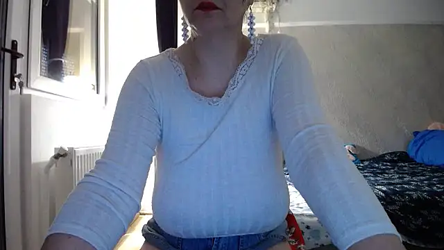 Mary_x webcam model