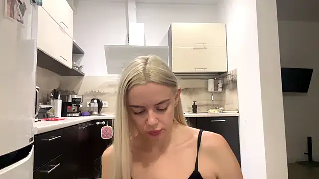 NakitaSavely