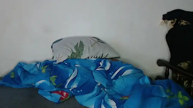 ArchiZuki69 live sex cam