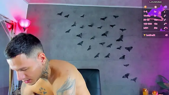 BadLiam_ live cam on StripChat