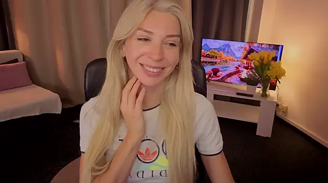 EllisSkyy live cam preview