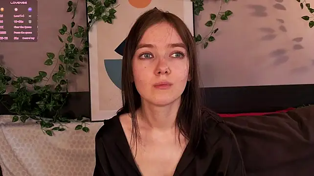 NylaVeyne