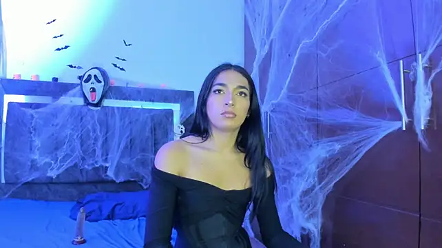 Isabella_TransGirl live cam preview