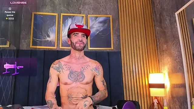 Lancelot_Benwick live cam on StripChat