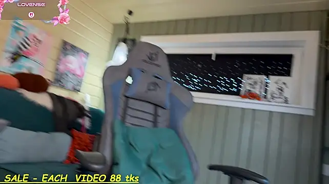 SandyChris