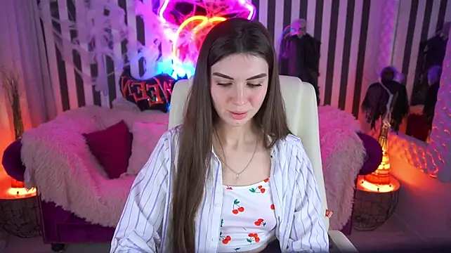 KylieJoyys live cam on StripChat