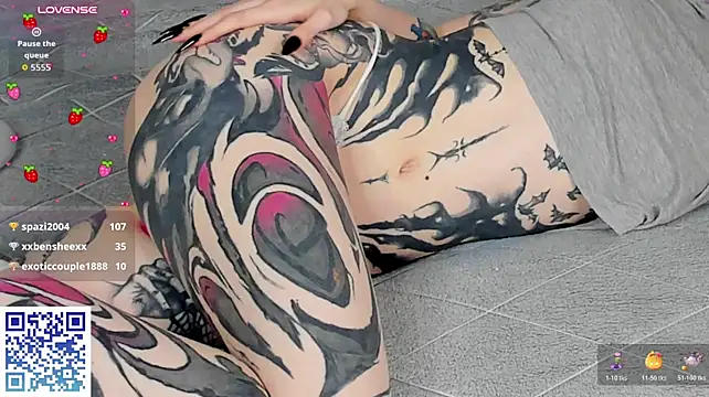blue__goth live cam on StripChat