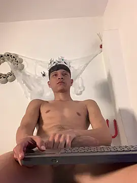 Twinkcock22