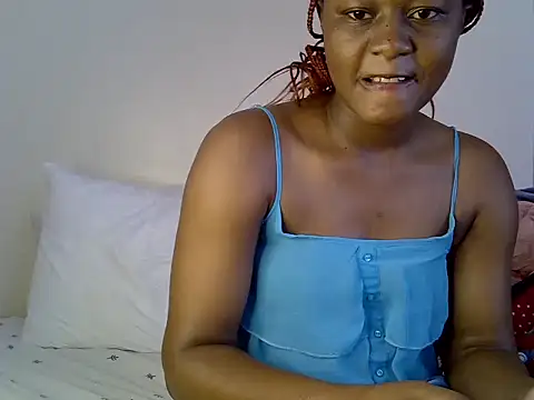 Petite_Ebony10 live cam on StripChat