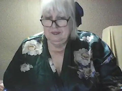 Alexia64231 live cam preview