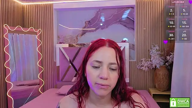 ANNE_TAY1