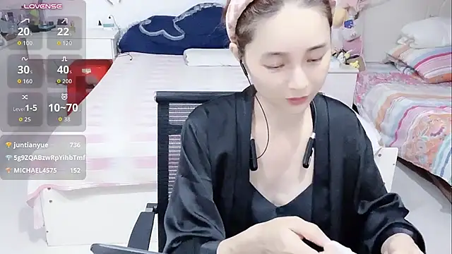 miaomiao-99 live cam on StripChat