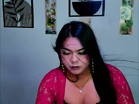 OMG_TsHugeCOCK live sex cam
