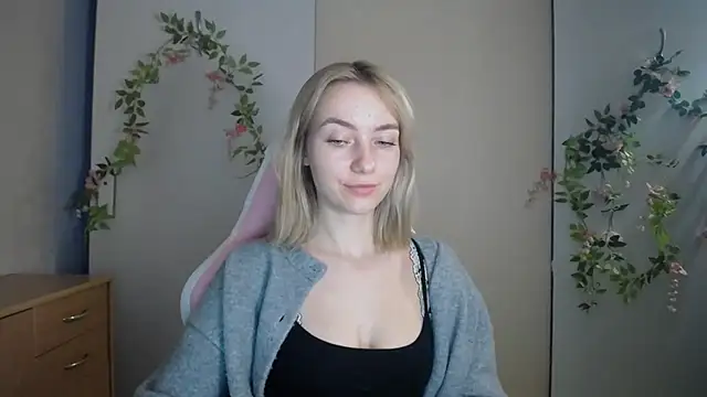 Webcam-Model LuciaYoung
