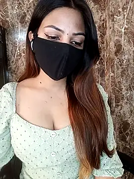 hot_malika19 (F young) - Boobs oiling 🔥