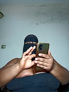 Loly_mor26, modelo webcam