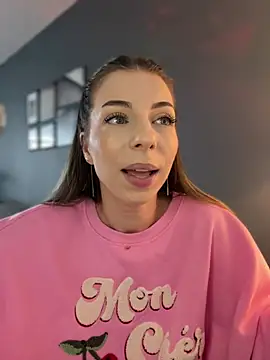 Mia_Ethan