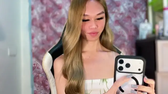 Davina_Pretty