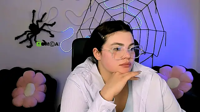 alma_lucky1 webcam
