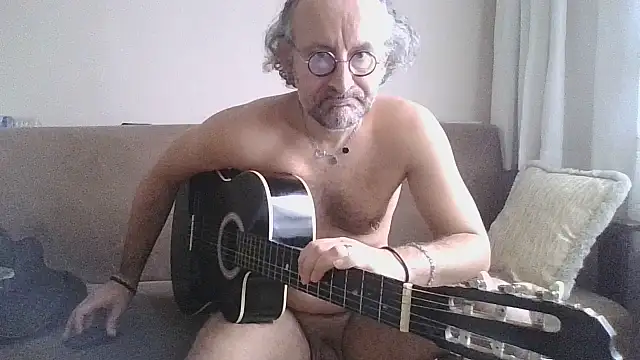 BuckWessle in webcam
