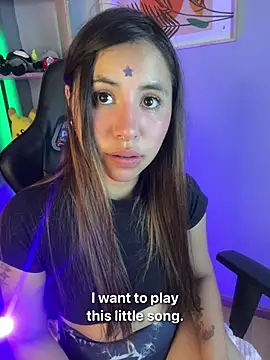 NishaXXX- live cam