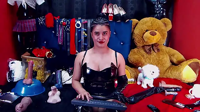Hannamariana live cam on StripChat