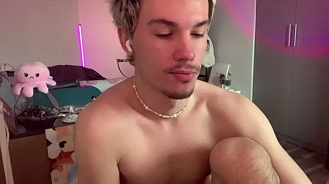 jeremy1scott (M young) - 🔥  Stroking fun