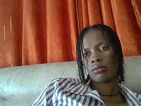 Fatu24 live cam on StripChat