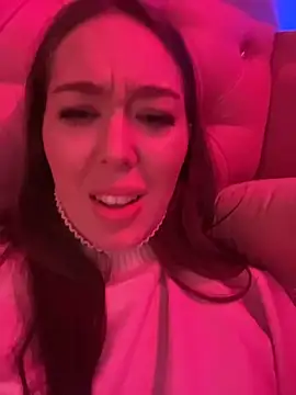 mollysweetm (F young) - I'm so wet—don't stop