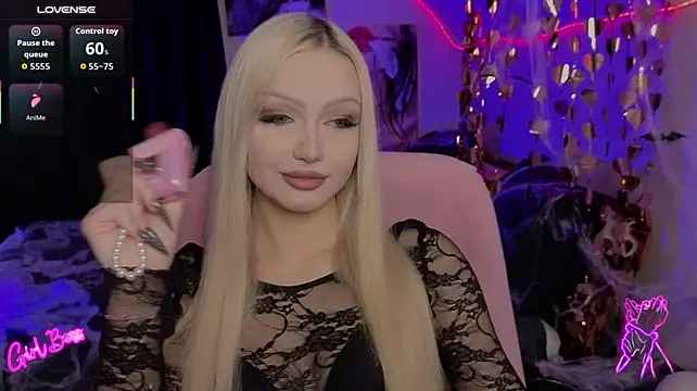 LinaLirian live cam on StripChat