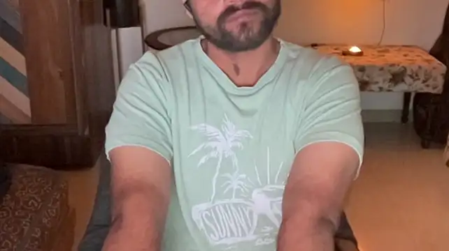 Mr_Ajnabee