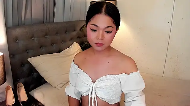 AsianHugecockAnna
